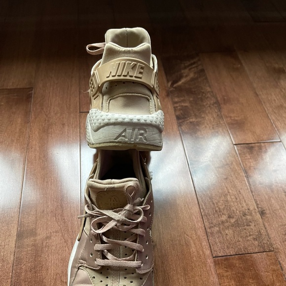 Nike air huarache rose - Picture 1 of 3